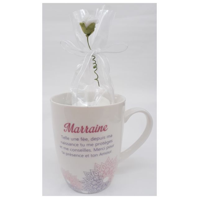 Cadeau marraine  Idée cadeau mug prénom marraine géniale