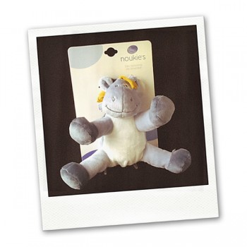 https://www.marjole.com/290-thickbox_atch/peluche-victor-noukie-s.jpg